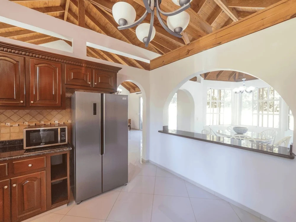 Casati Pearl House, Big House With Private Pool