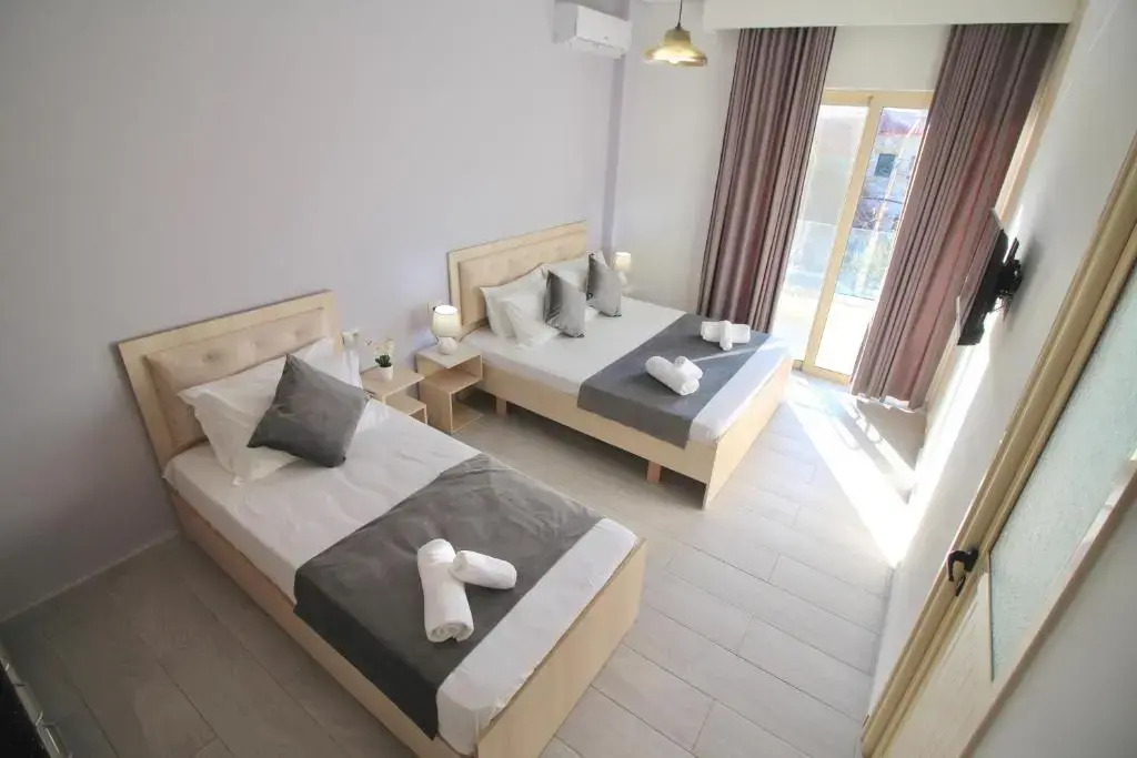 "Vision 4 Ksamil" Villa - Apartments and Rooms