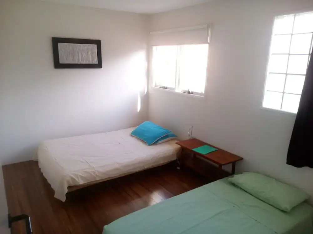 Charles Rooms Guesthouse