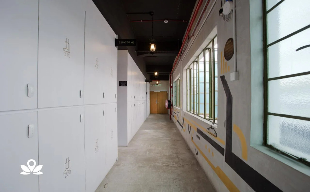 Capsule Town Hotel