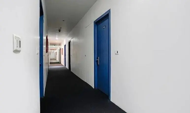 Fabhotel Vista Suites I