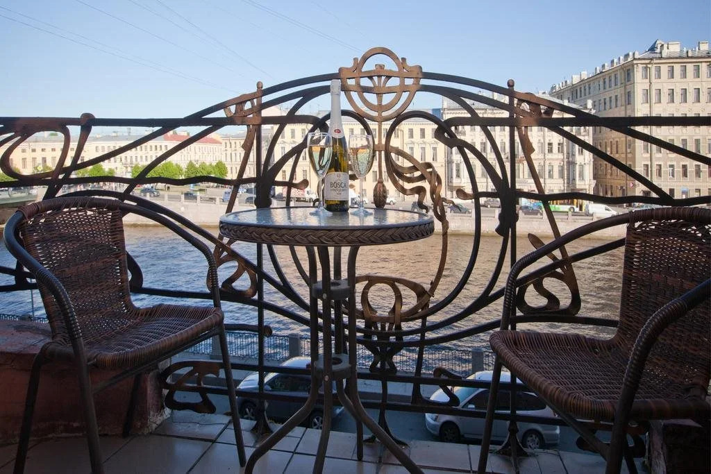 Guest House at Fontanka River Embankment 85