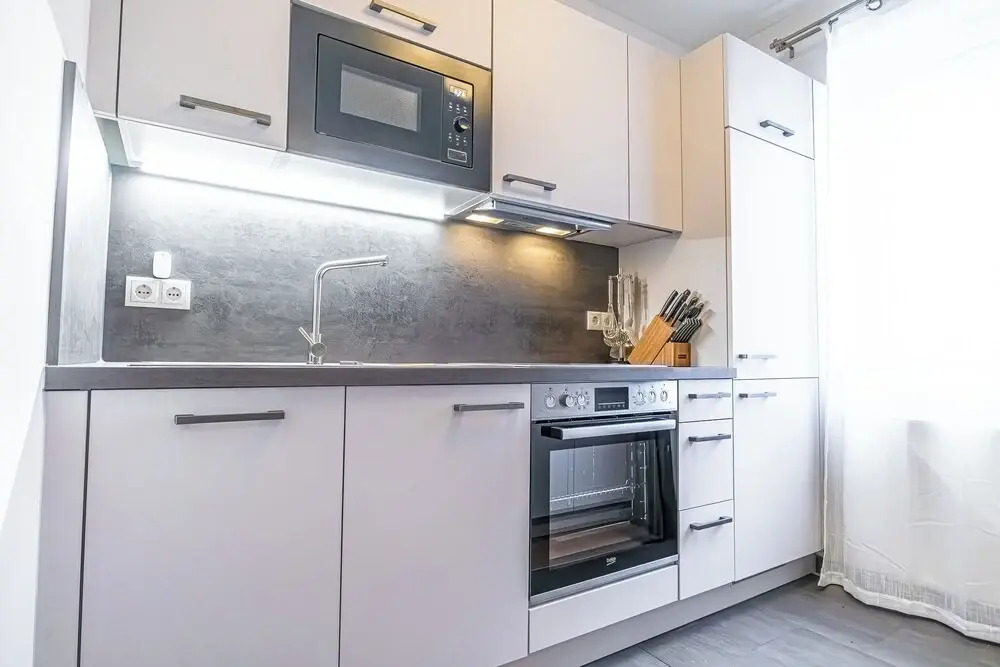 Amazing 2BR 1LR Apt Near Donaustadt