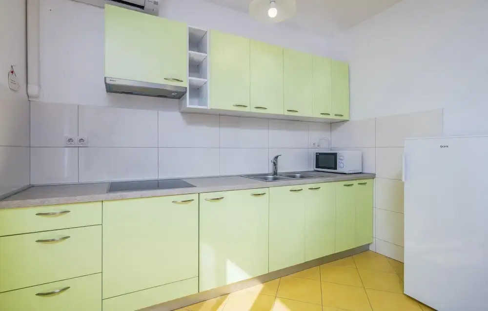 Beautiful Apartment in Baska With 2 Bedrooms and Wifi