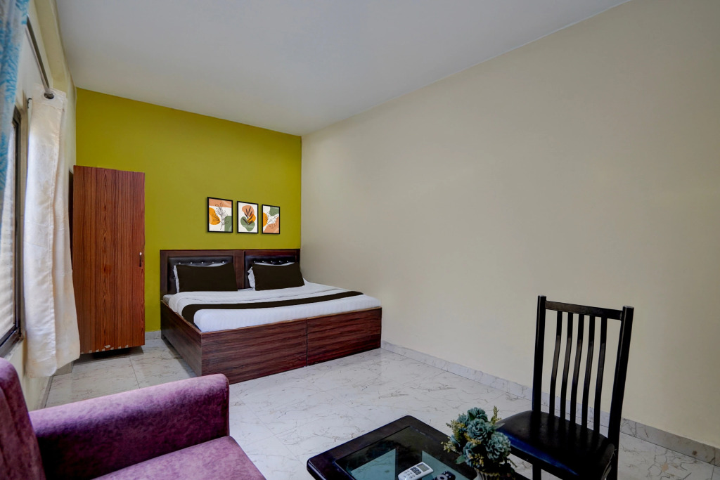 Super Hotel O Samne Ghat