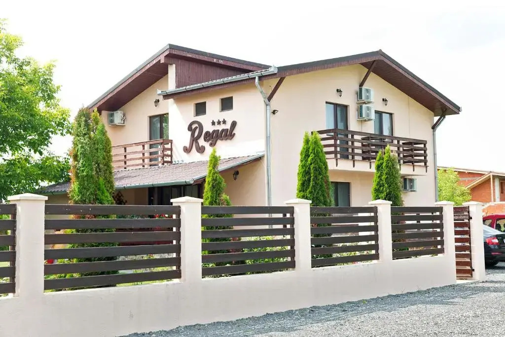 Pensiunea Regal