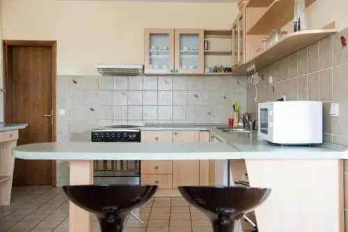 Apartments Jela