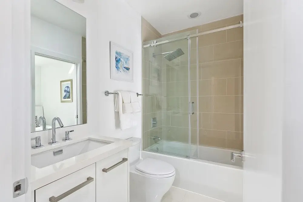 1387 N Ocean Townhouse - 4 Br townhouse by RedAwning