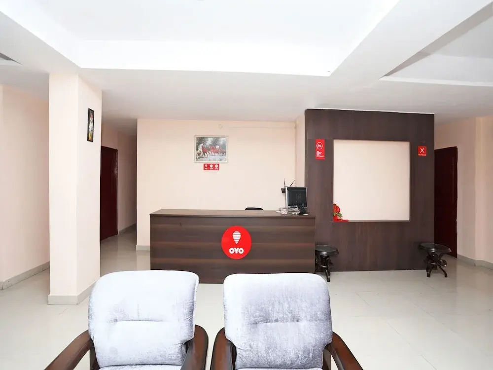 OYO 9770 Hotel Urban Comfort