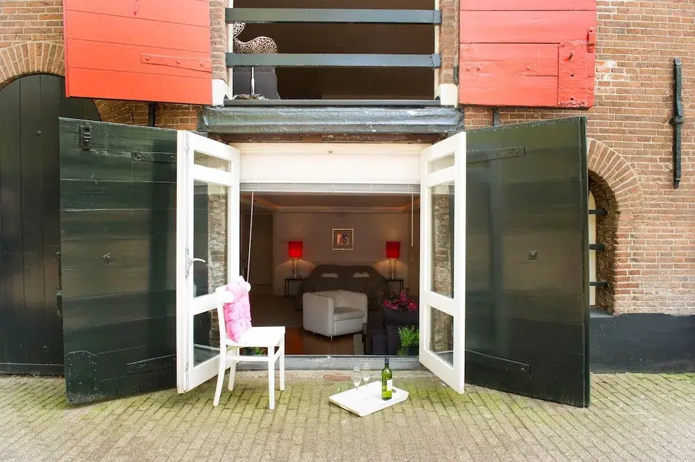 Jordan Canal Studio