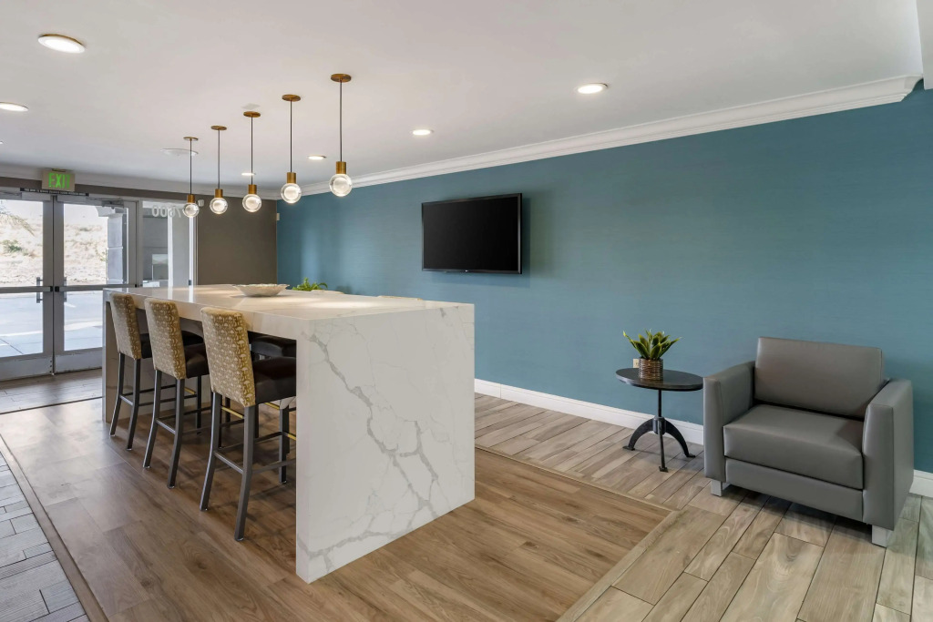 Best Western Plus Vineyard Inn
