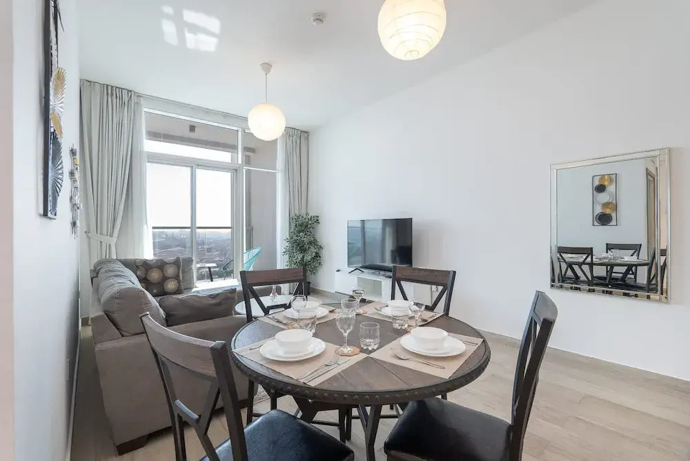 Luxury 1-bedroom in Dubai Marina That Sleeps 2