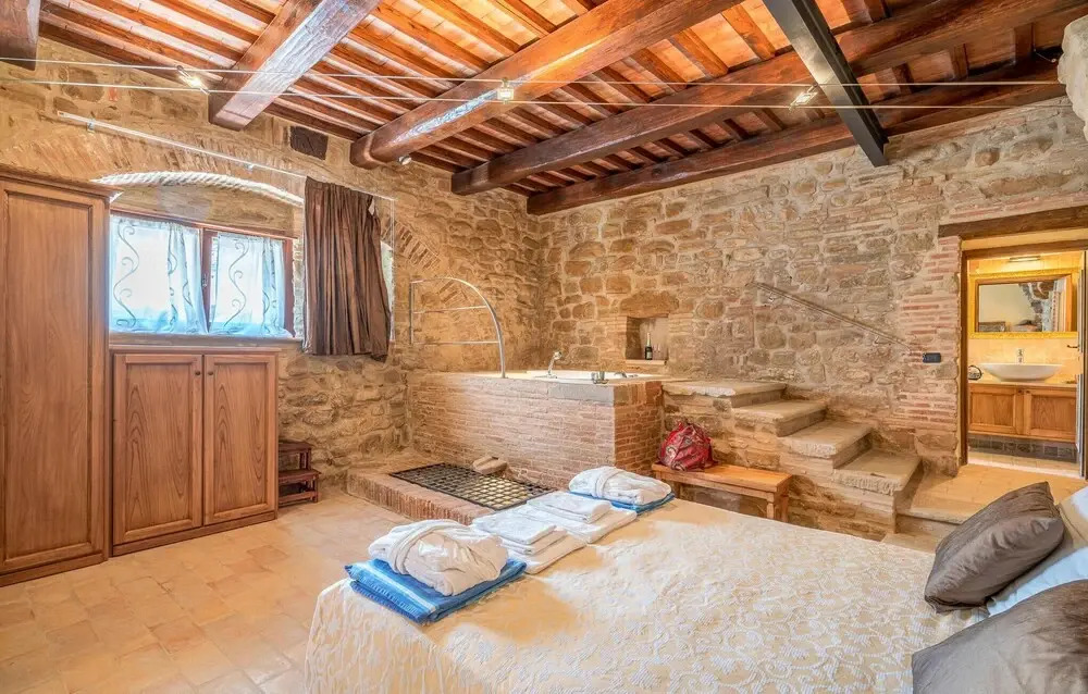 Stunning Home in Camerino With Outdoor Swimming Pool, Wifi and 1 Bedrooms