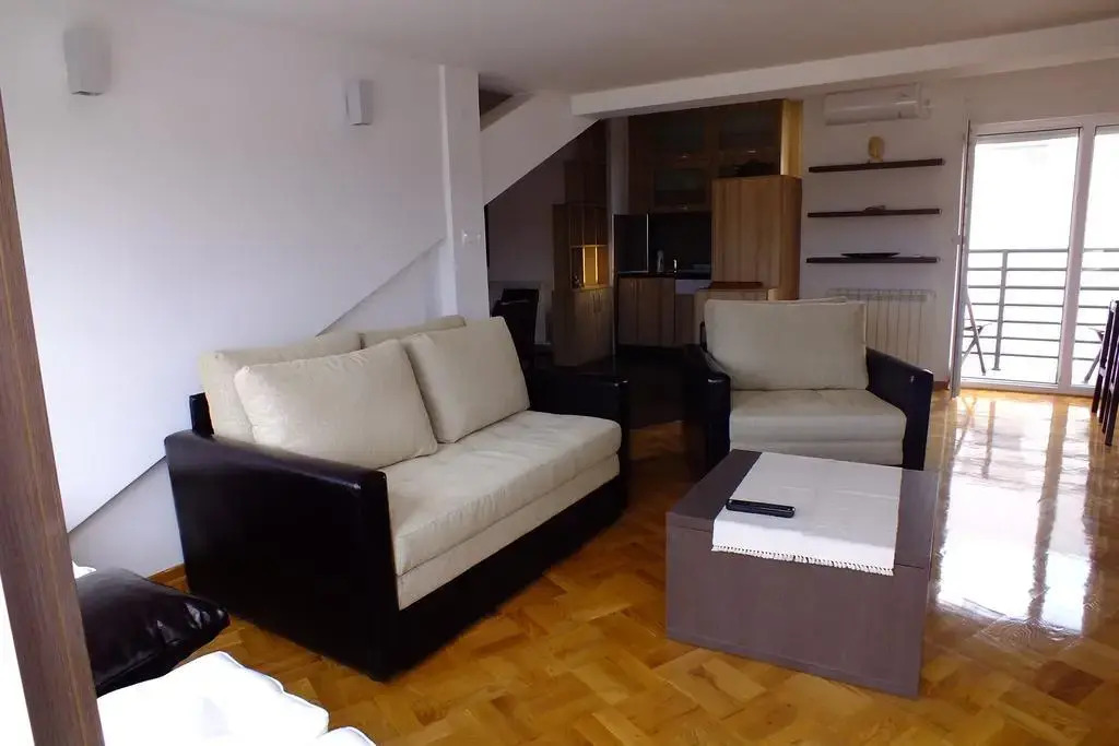 Apartment Tref
