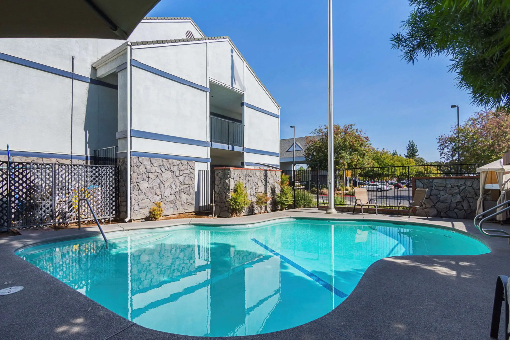 Quality Inn Fresno Yosemite Airport