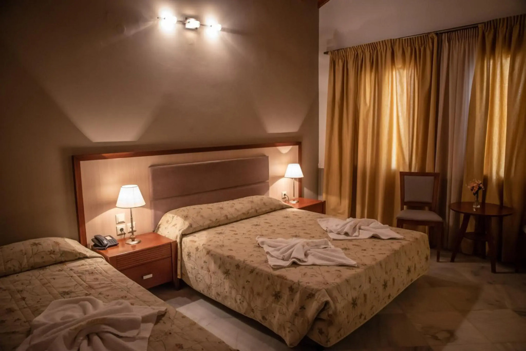 Alma Hotel