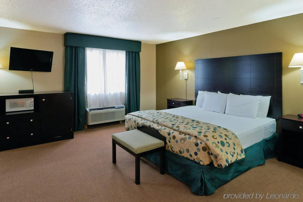 Motel 6-Mesquite, TX - Balch Springs