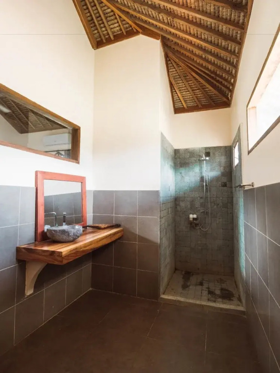 Owa Lodge Areguling