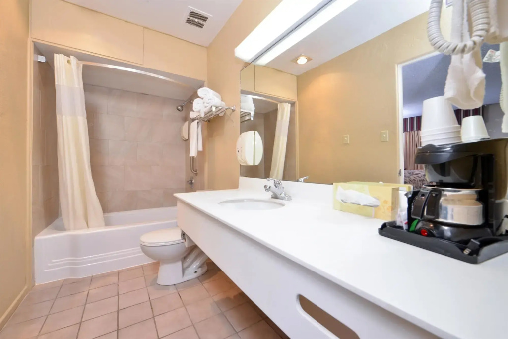 Americas Best Value Inn Lubbock East