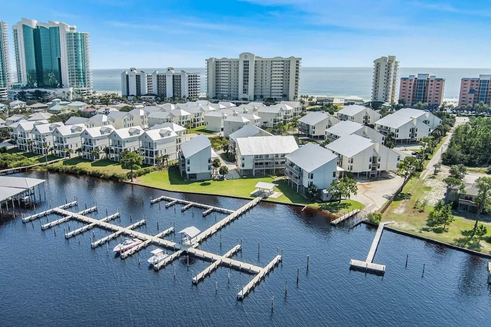 Cotton Bayou Condo Boat Slip Water Views 2 Beddrooms