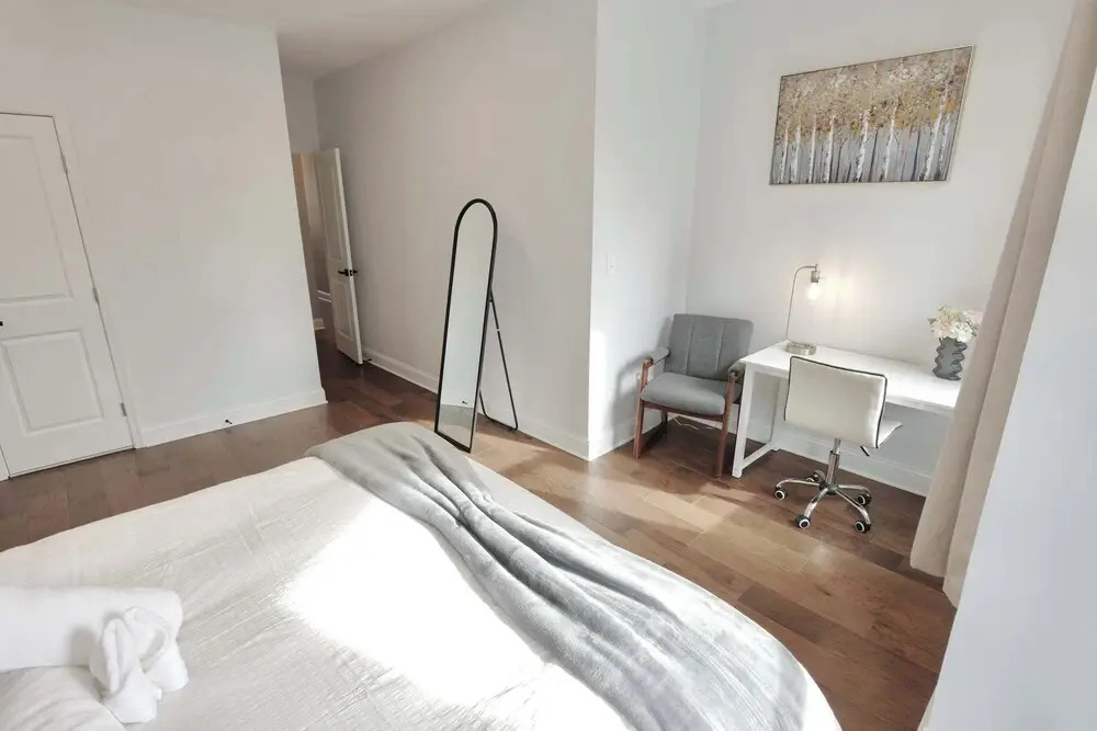 Serene Settler Capitol Hill - 4 Bedroom