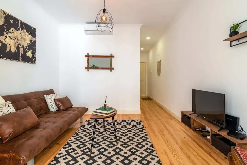 Dazzling Apartment With Private Terrace in Alcântara