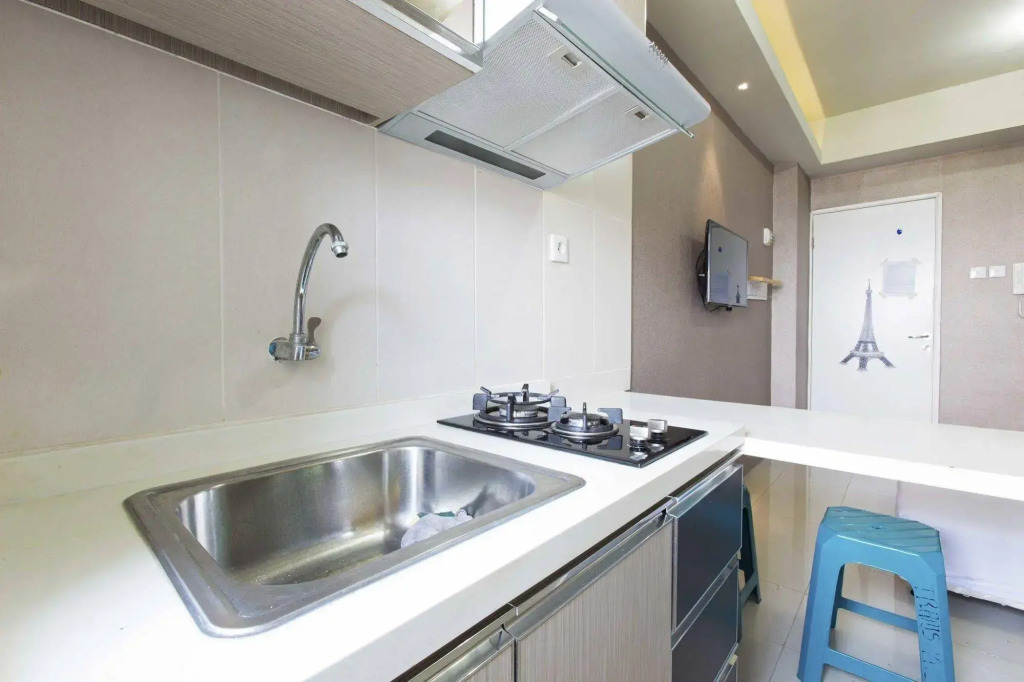 RedDoorz Apartment @ Pegangsaan Kelapa Gading