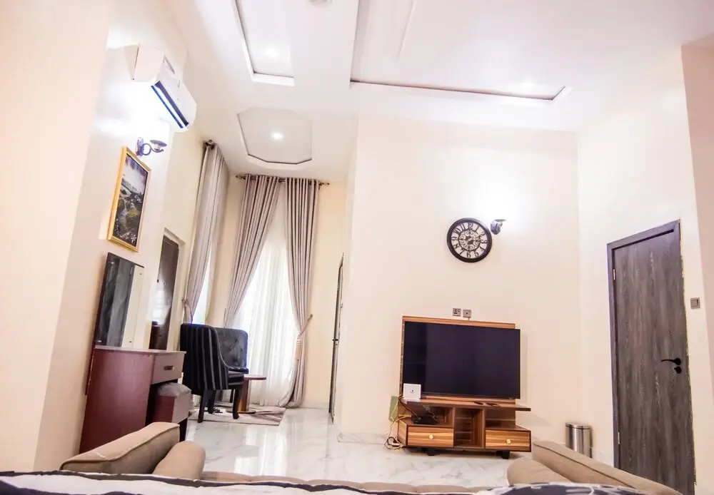 Executive 4 bedroom house