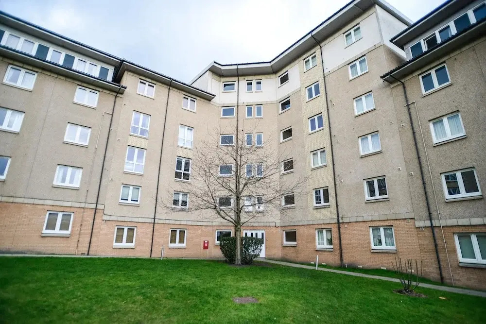 Beach Boulevard Apartment