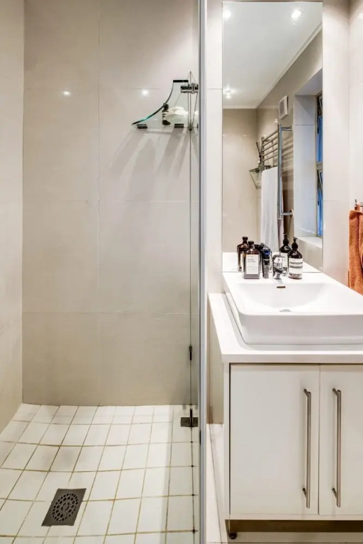 Extraordinary Stay in Mouille Point The Apartment