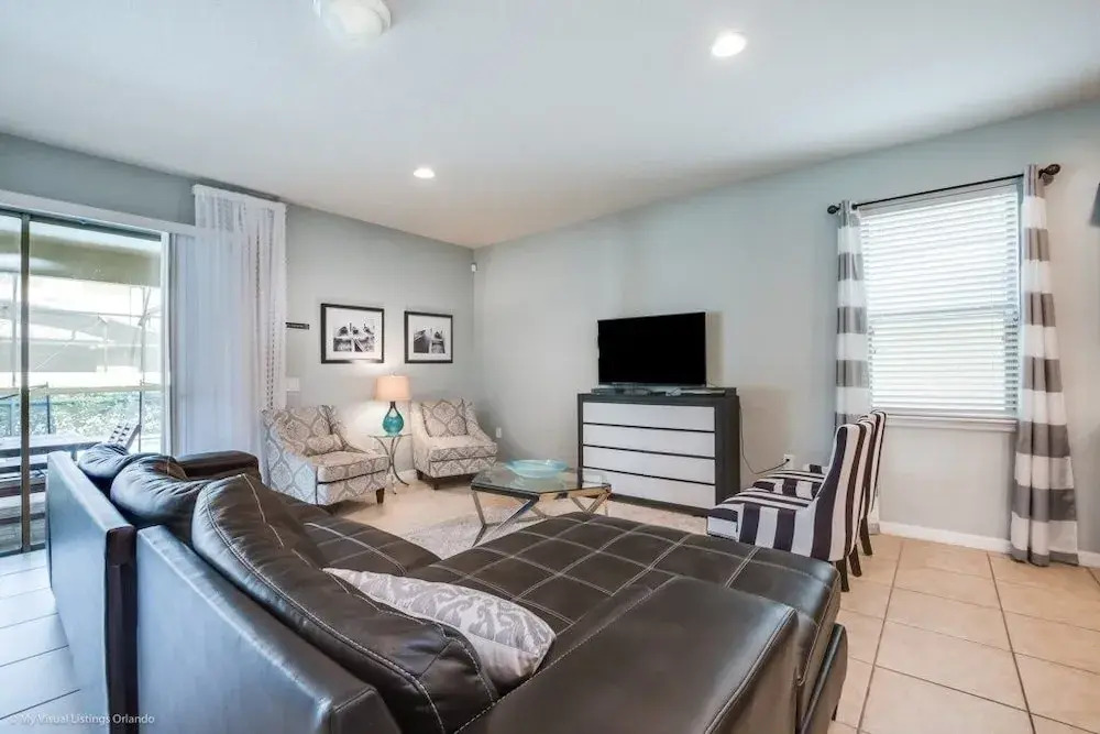 8 Bed Windsor At Westside Resort! 8 Bedroom Villa by RedAwning