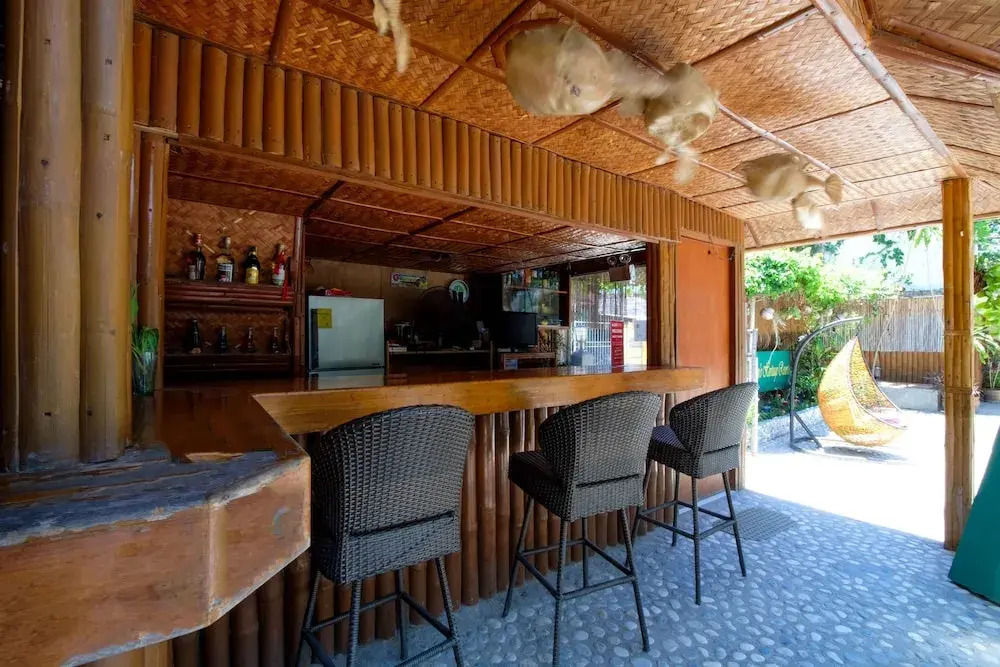 ZEN Rooms White Beach
