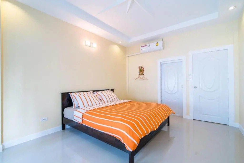 Baan Bussarin Huahin Soi88