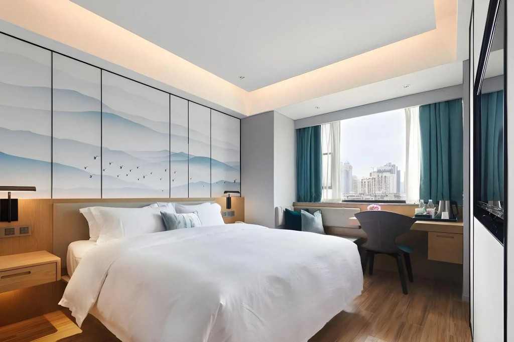 Echarm Hotel (Wuhan Jianghan Road Pedestrian Street)