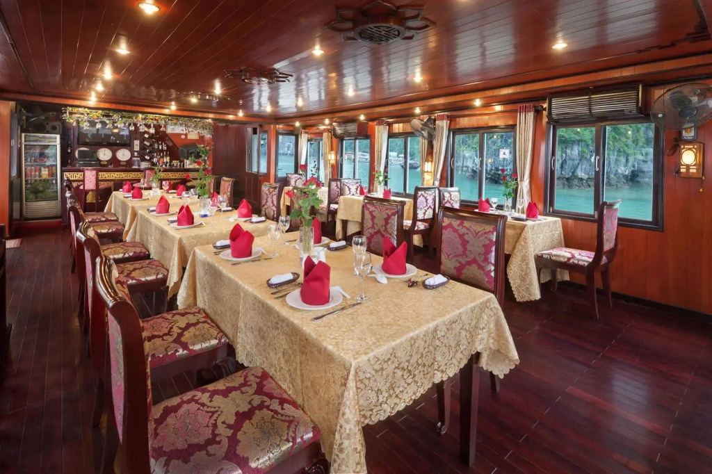 Rosa Cruise Halong