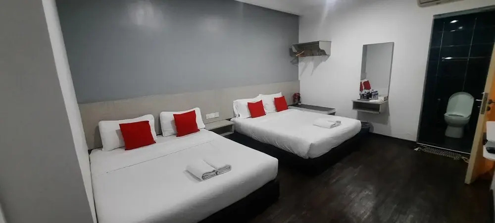 OYO 90724 Rg Hotel