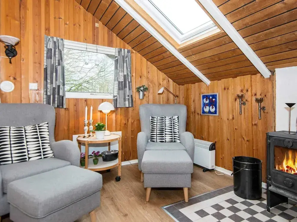 6 Person Holiday Home in Toftlund