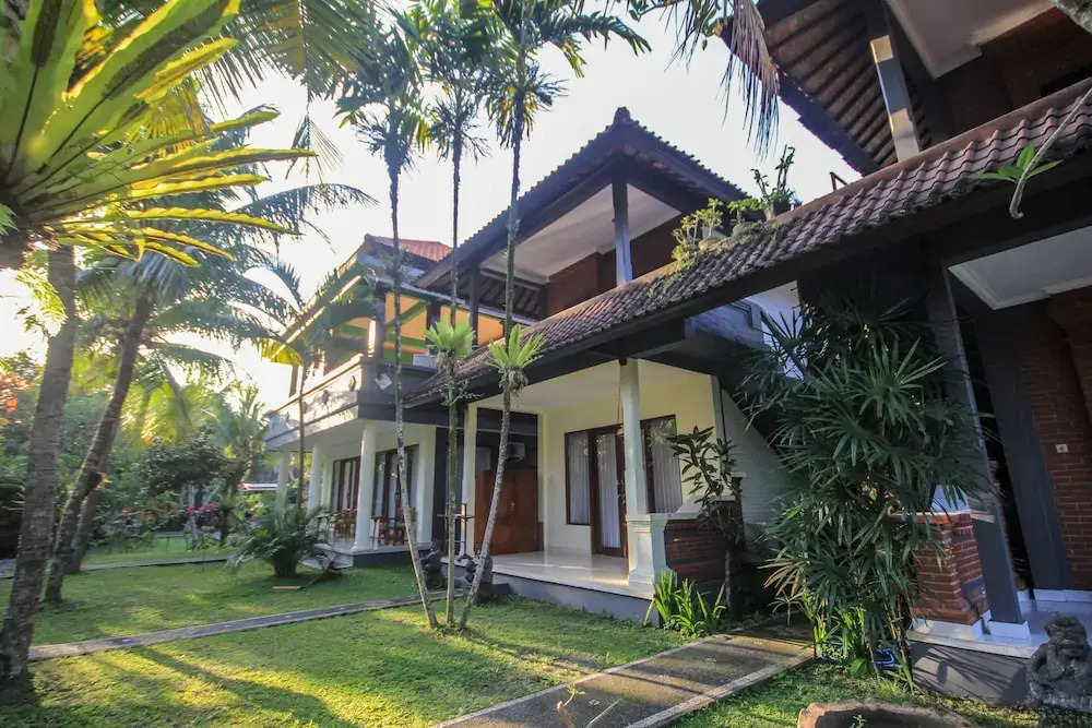 Pramewari Homestay