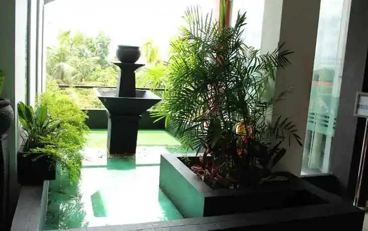 Grand Global Hotel