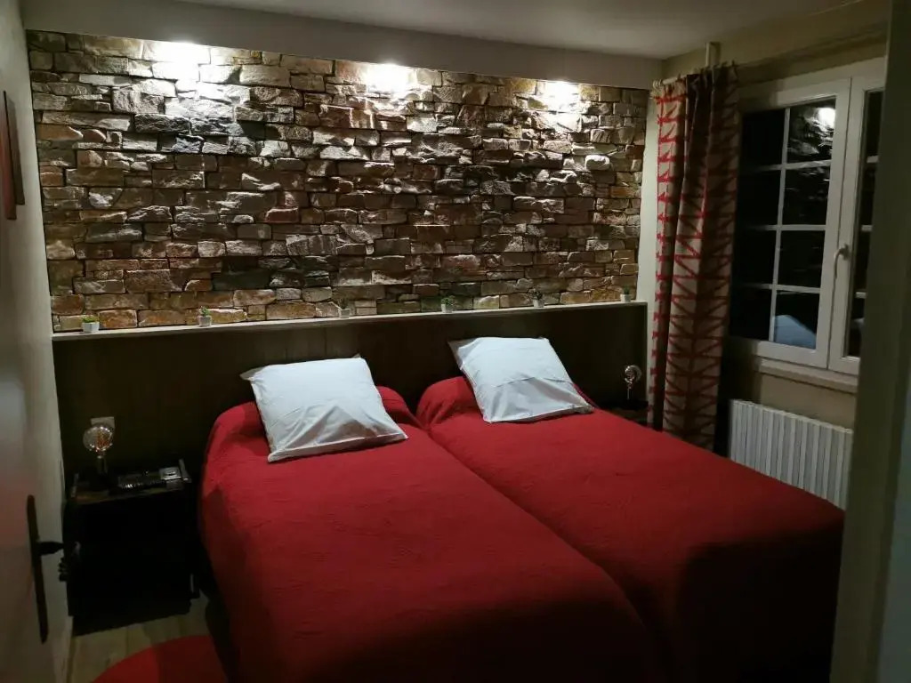 Chambre d'h¿tes de la Riaille 400 m de la dolce via