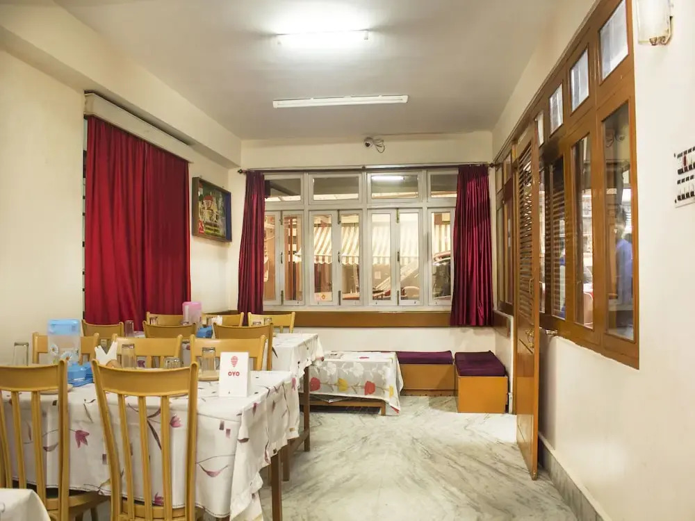 OYO 8569 Hotel Himalayas