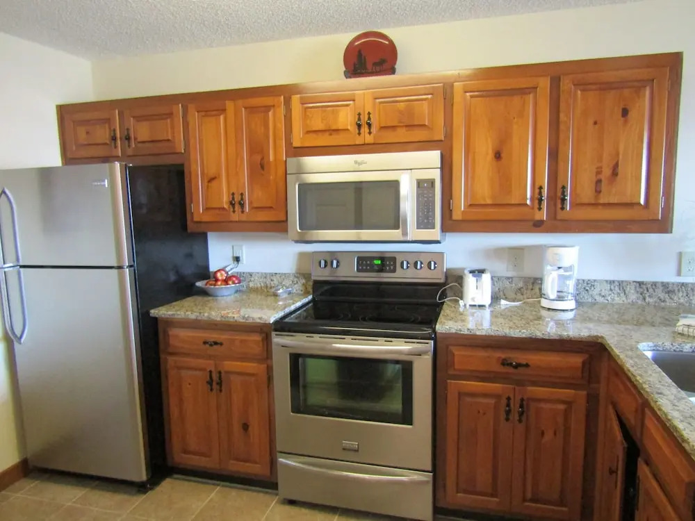 The Crest 200-j 1 Bedroom 1 Bathroom Condo