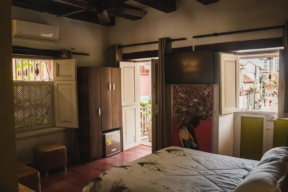 Sd-1 Room With Balcony In The Old City Air Conditioning And Wifi