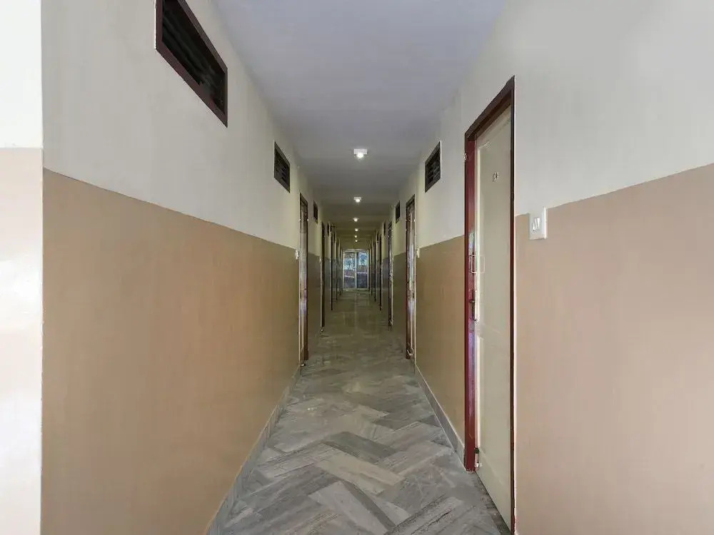 OYO 18993 Hotel Jyoti Swaroopa