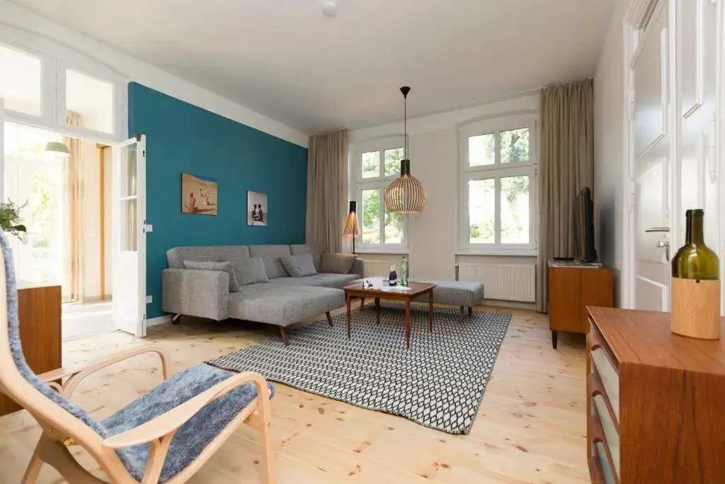 Baltisches Haus App 02