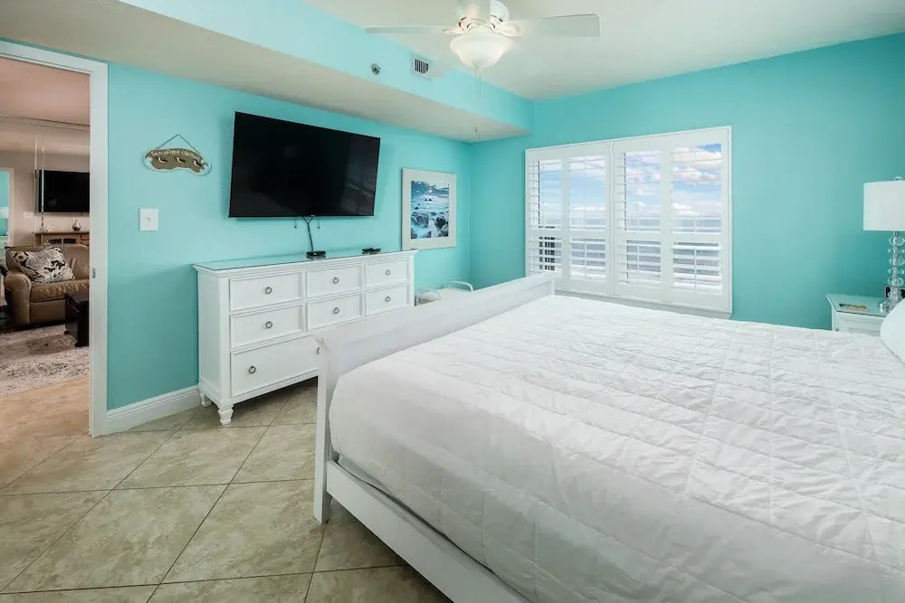 Sea Oats 704 - Coral Shores