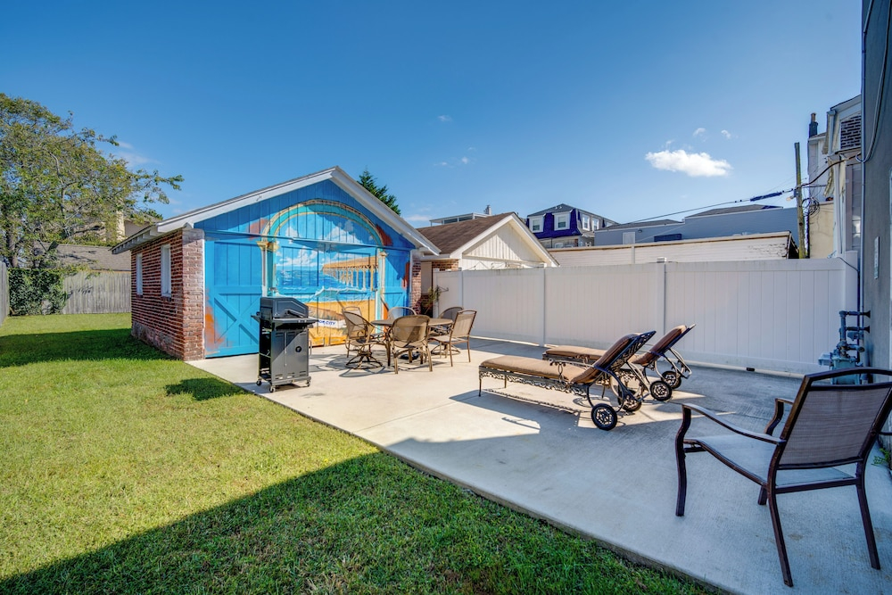 2 Blocks to Ventnor City Beach: Pet-friendly Gem!