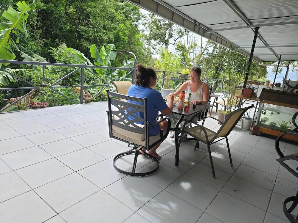 Stay at Alexas Nature House