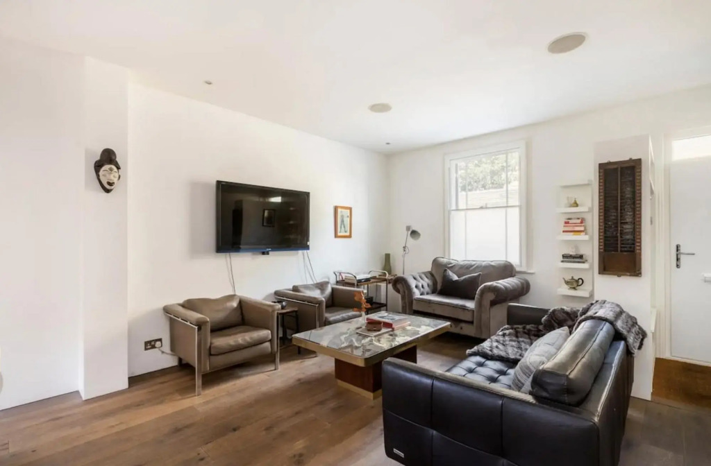 Woo-16 Woodseer Luxurious Town House With Garden Near Brick Lane