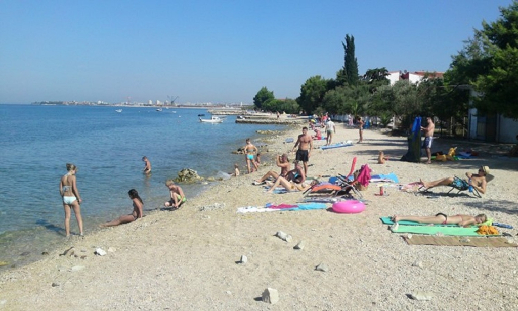 Apartment Sor - on the beach: A1 Bibinje, Zadar riviera